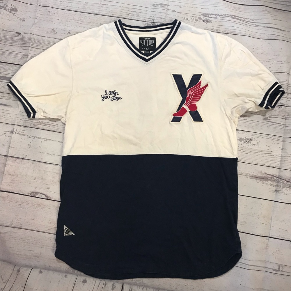 10 Deep Victory Men’s Shirt Size Large